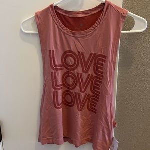 Love active flow top